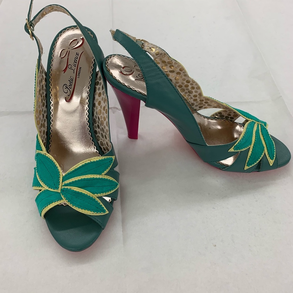 Poetic License London sling back with fuchsia heel